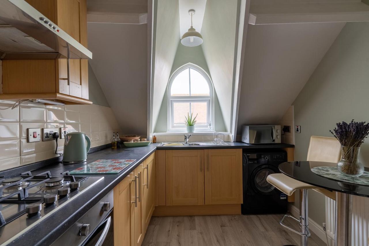Stowaways Loft Apartamento Whitby Exterior foto