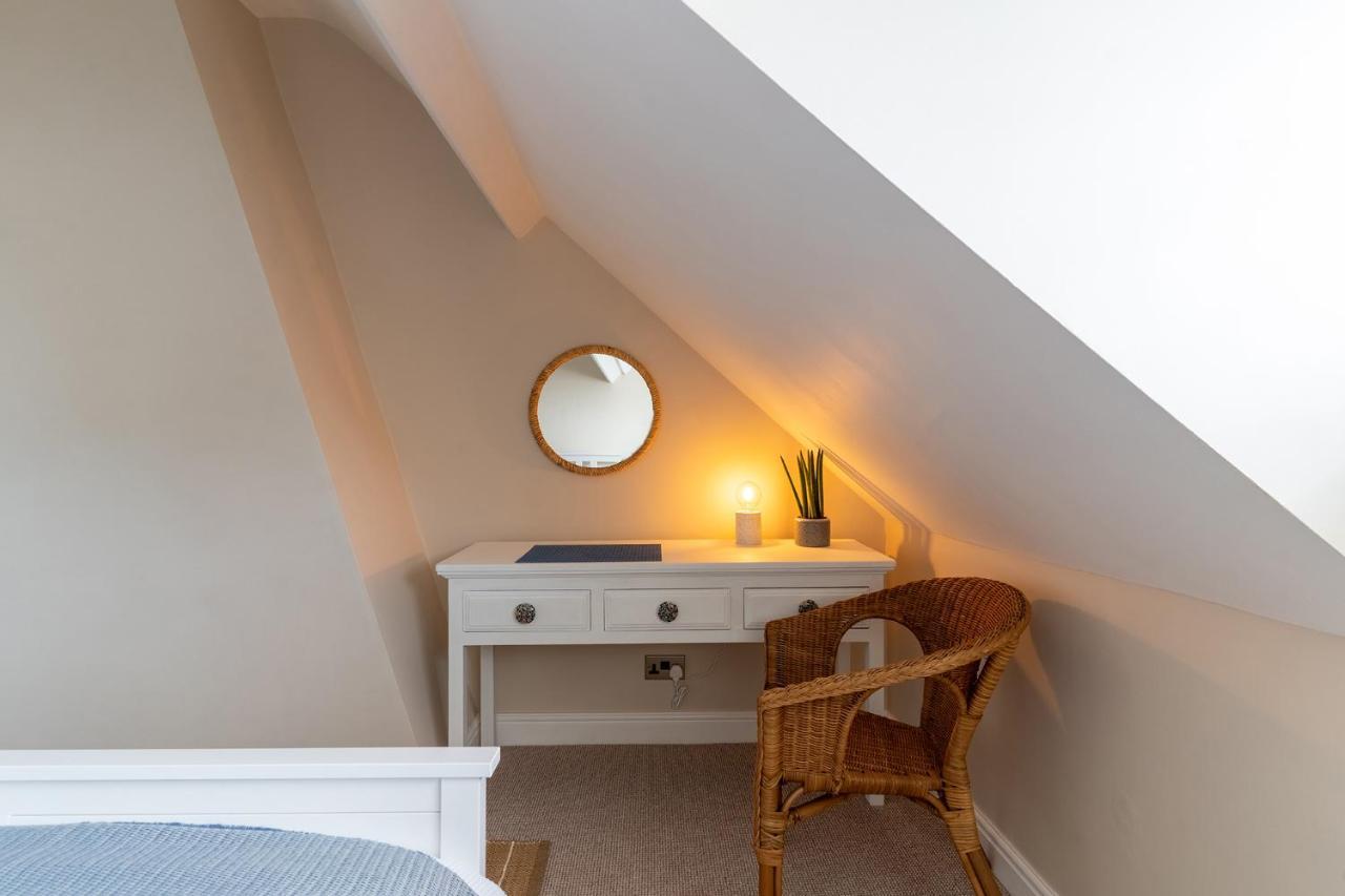 Stowaways Loft Apartamento Whitby Exterior foto